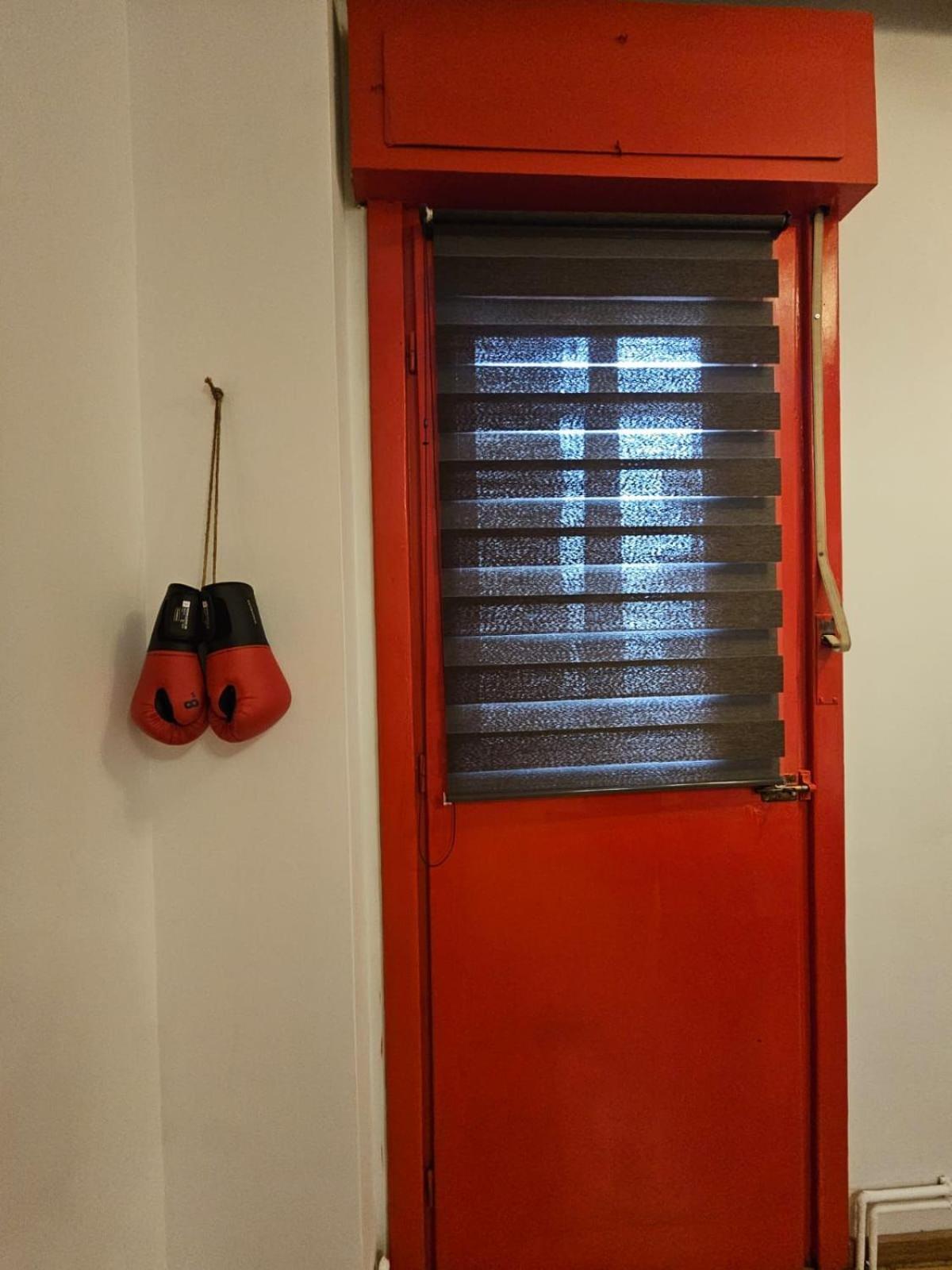 Appartement Alt Studio à Bucarest Extérieur photo