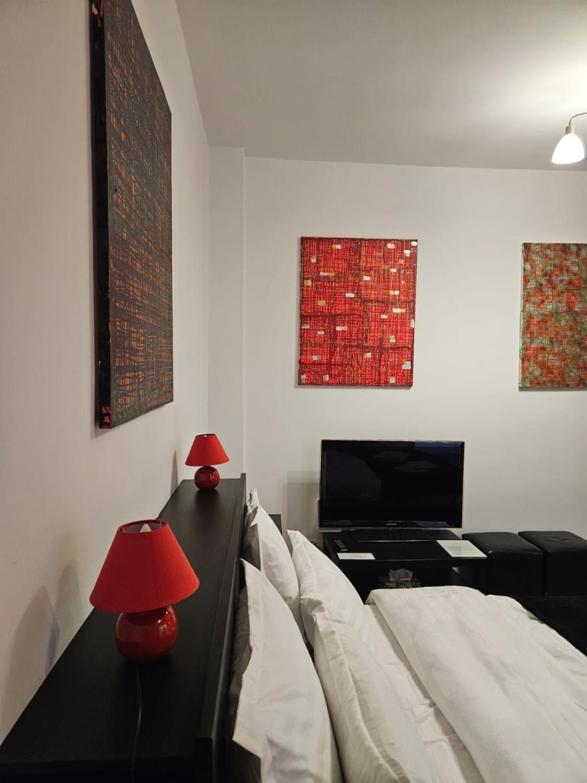 Appartement Alt Studio à Bucarest Extérieur photo