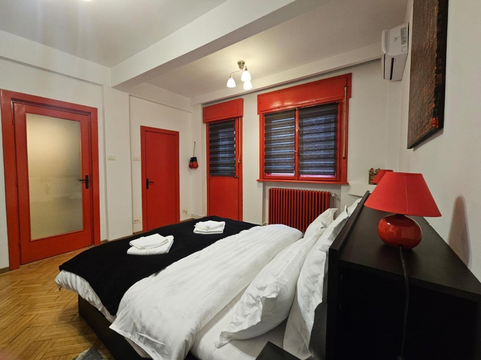 Appartement Alt Studio à Bucarest Extérieur photo