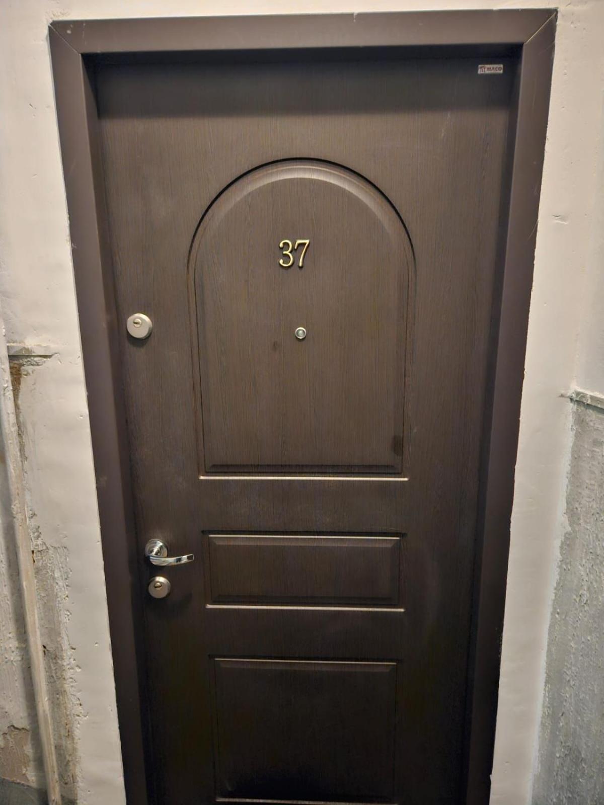 Appartement Alt Studio à Bucarest Extérieur photo