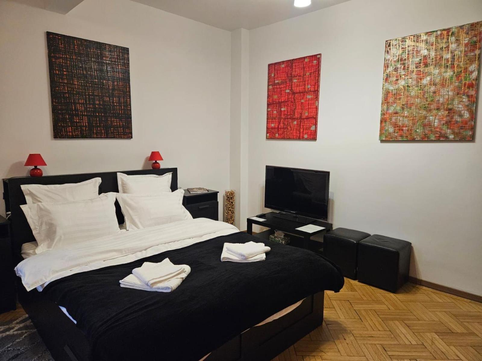 Appartement Alt Studio à Bucarest Extérieur photo